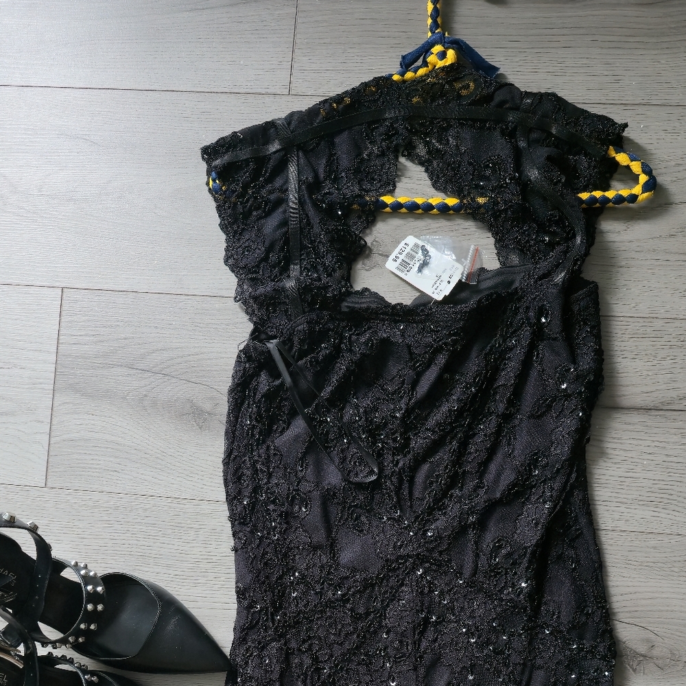 Le Chateau Elegant Black Sequin Midi Dress
